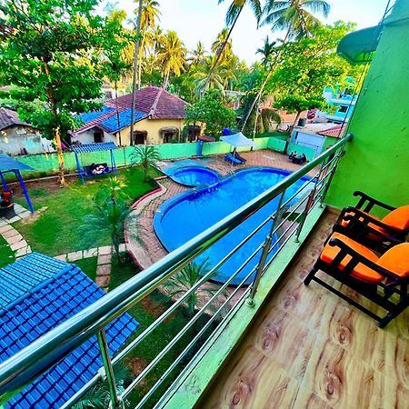 Summer Beach Resort, Goa - #Near Baga Beach #Swimming Pool #Garden #Bar #Lift #Premium Rooms #Property Of The Year #70565-84665 Калангуте Екстериор снимка