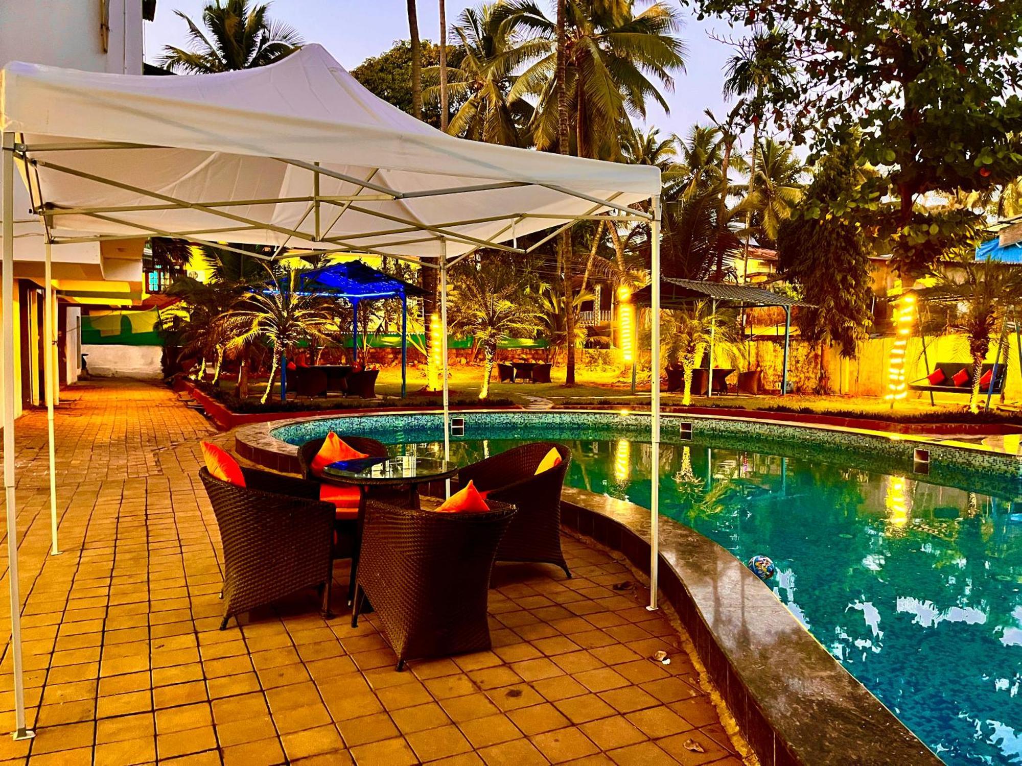Summer Beach Resort, Goa - #Near Baga Beach #Swimming Pool #Garden #Bar #Lift #Premium Rooms #Property Of The Year #70565-84665 Калангуте Екстериор снимка