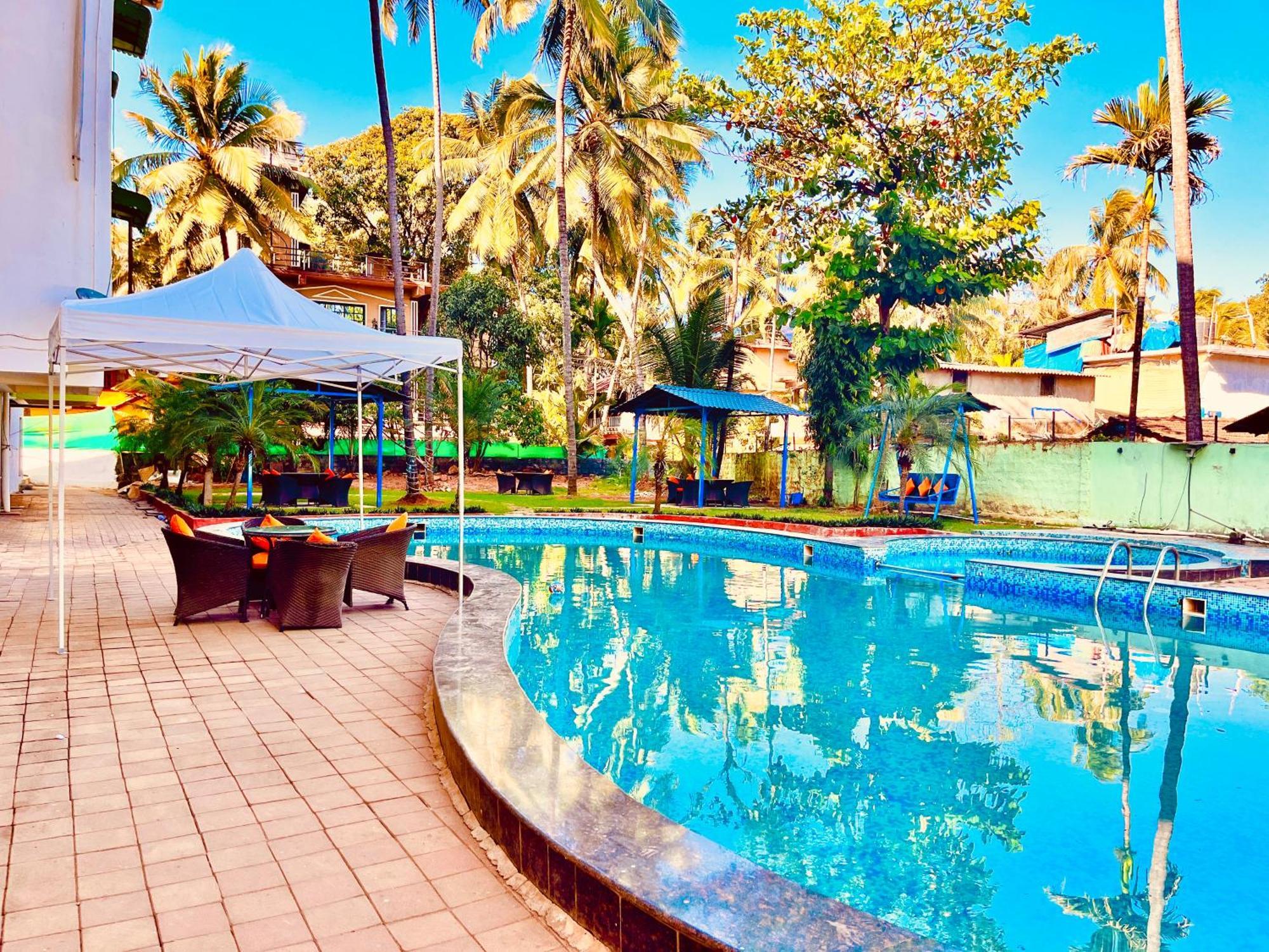 Summer Beach Resort, Goa - #Near Baga Beach #Swimming Pool #Garden #Bar #Lift #Premium Rooms #Property Of The Year #70565-84665 Калангуте Екстериор снимка