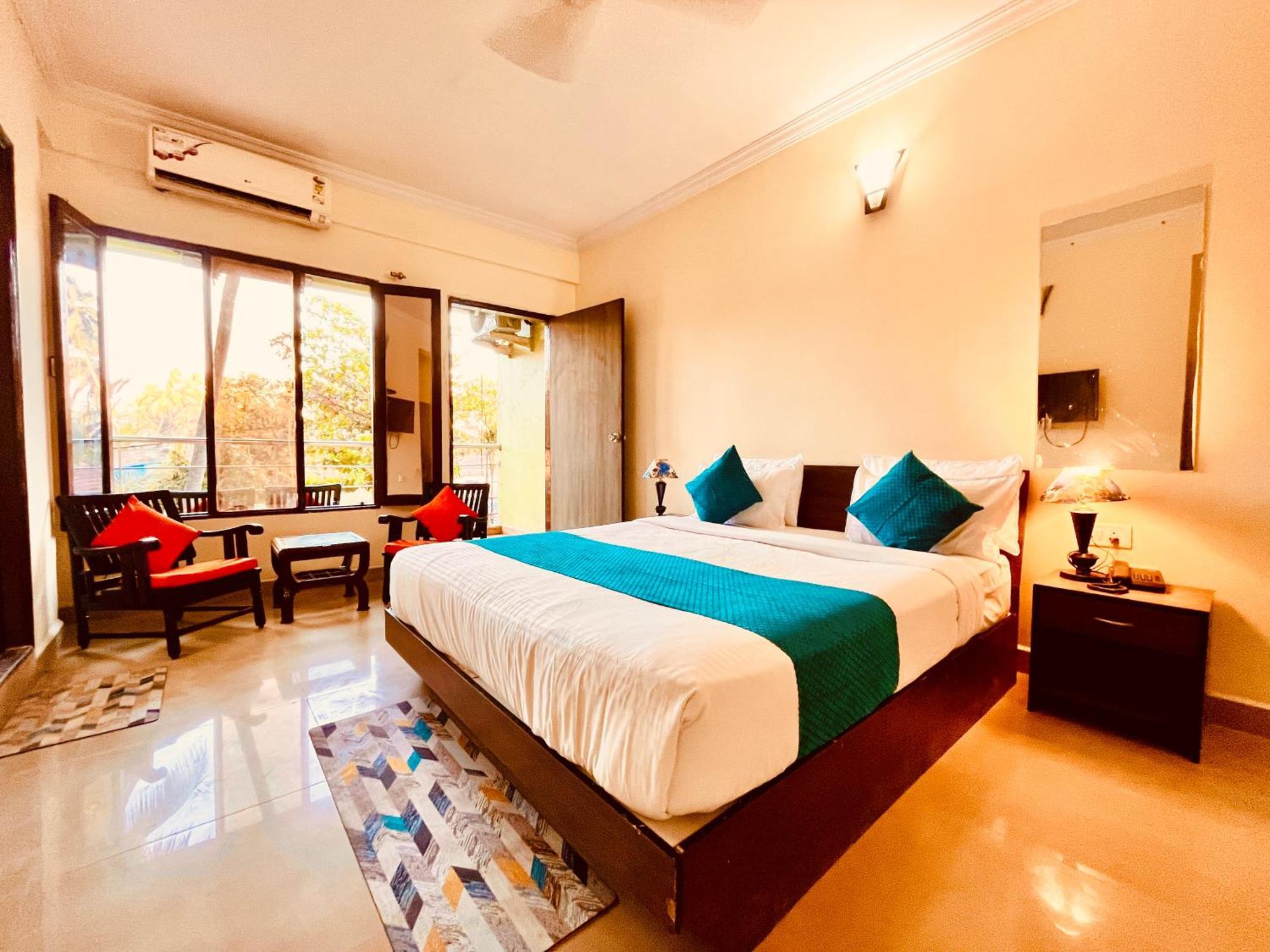 Summer Beach Resort, Goa - #Near Baga Beach #Swimming Pool #Garden #Bar #Lift #Premium Rooms #Property Of The Year #70565-84665 Калангуте Екстериор снимка