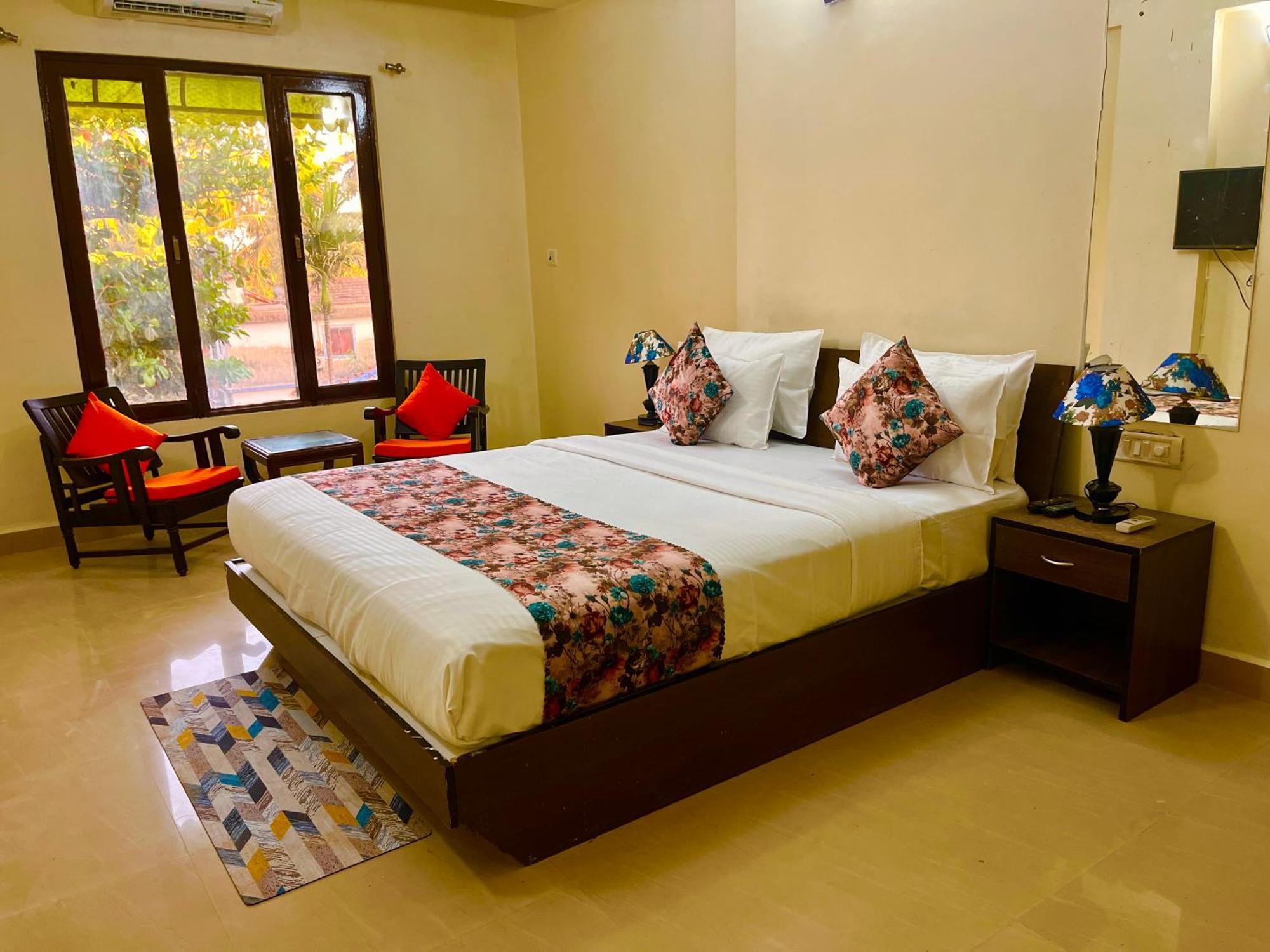 Summer Beach Resort, Goa - #Near Baga Beach #Swimming Pool #Garden #Bar #Lift #Premium Rooms #Property Of The Year #70565-84665 Калангуте Екстериор снимка