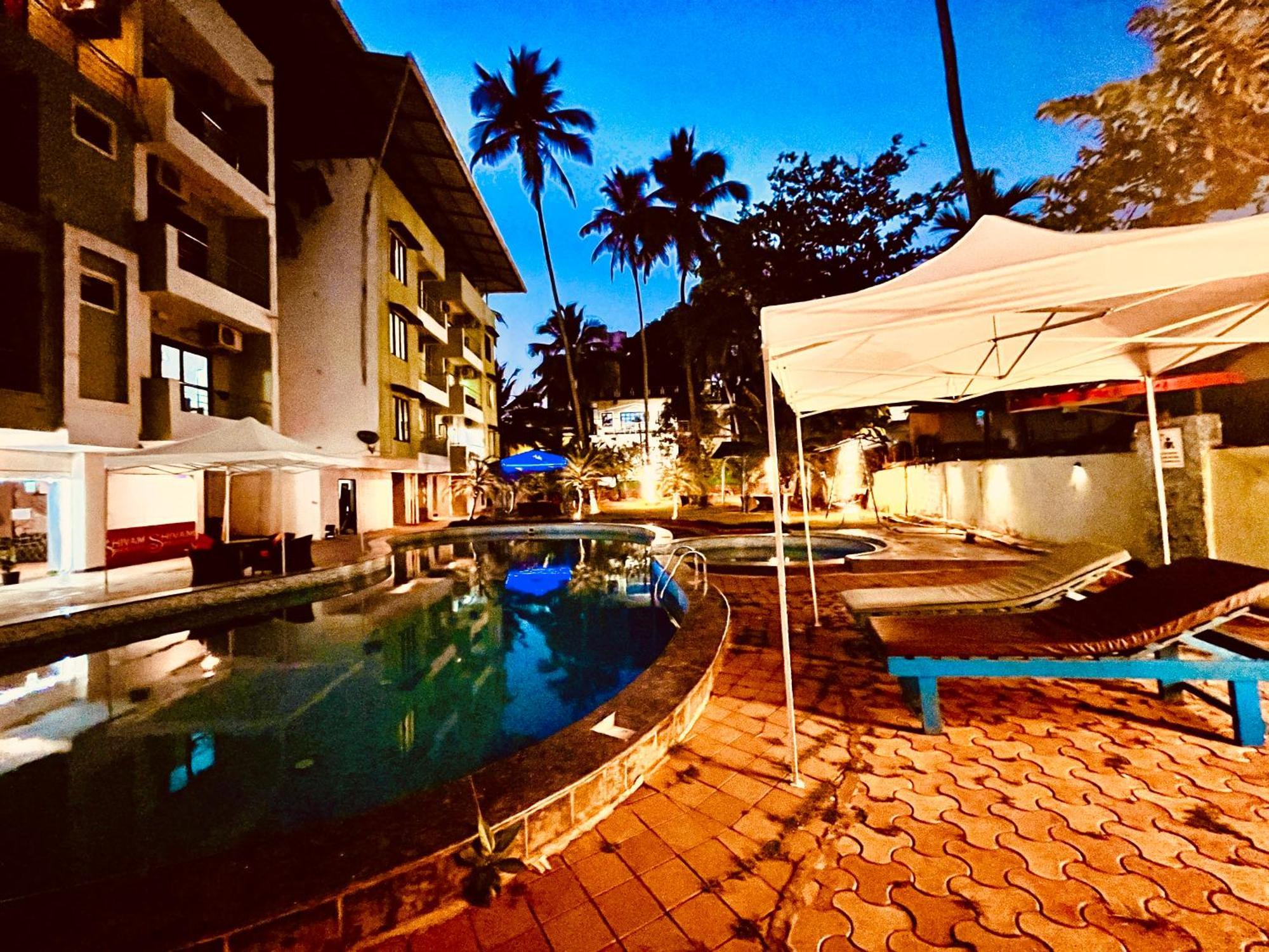 Summer Beach Resort, Goa - #Near Baga Beach #Swimming Pool #Garden #Bar #Lift #Premium Rooms #Property Of The Year #70565-84665 Калангуте Екстериор снимка