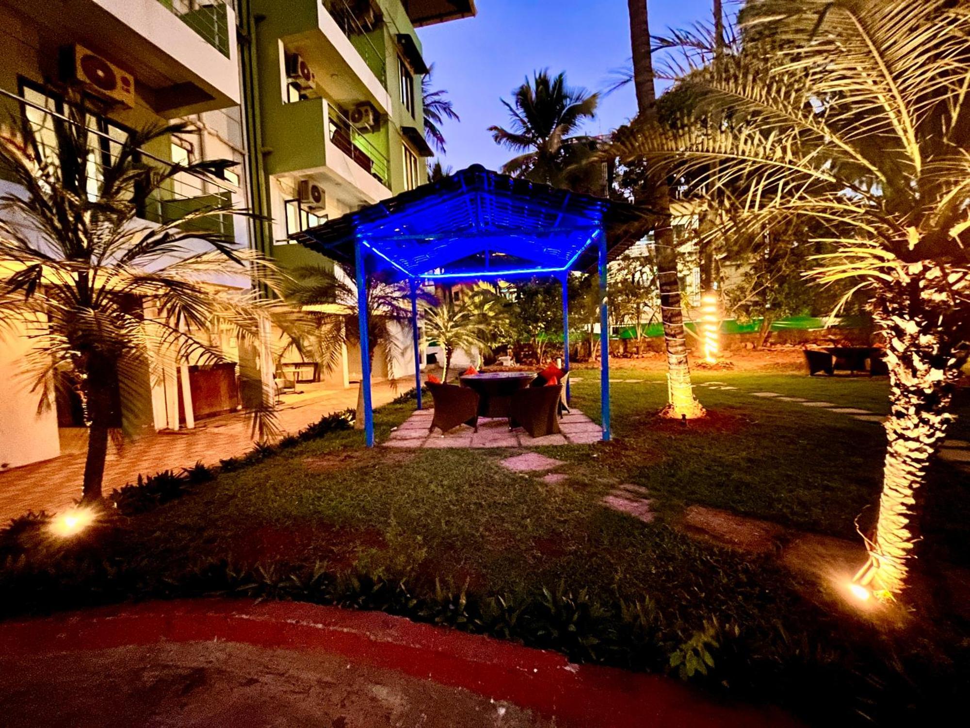 Summer Beach Resort, Goa - #Near Baga Beach #Swimming Pool #Garden #Bar #Lift #Premium Rooms #Property Of The Year #70565-84665 Калангуте Екстериор снимка