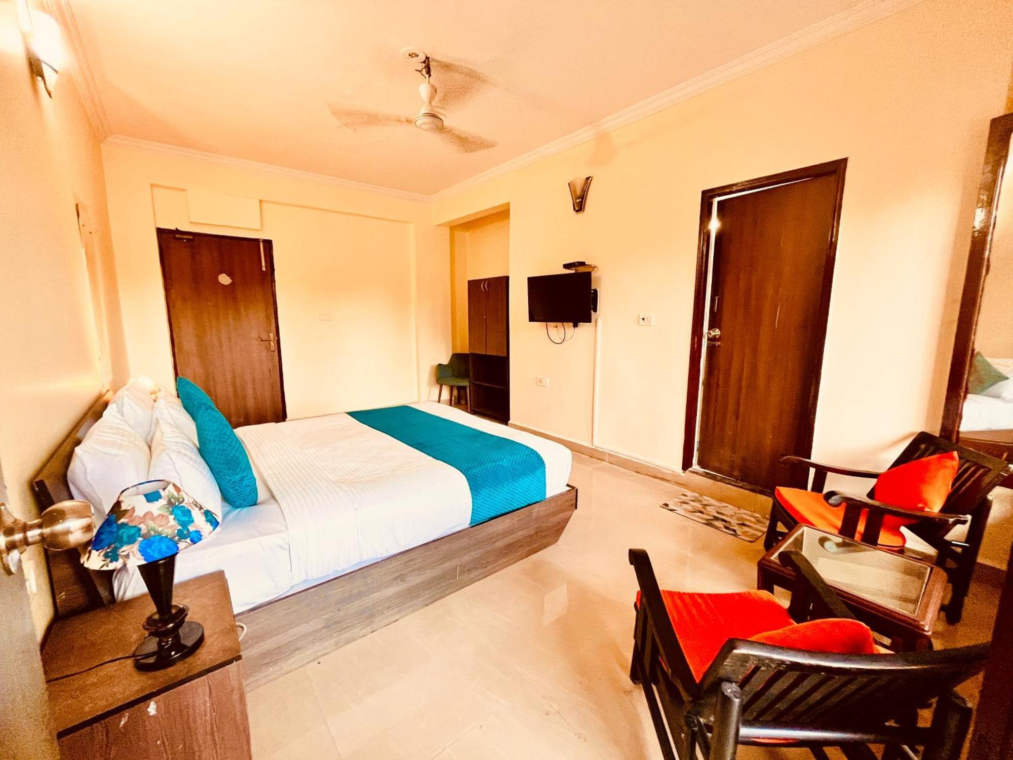 Summer Beach Resort, Goa - #Near Baga Beach #Swimming Pool #Garden #Bar #Lift #Premium Rooms #Property Of The Year #70565-84665 Калангуте Екстериор снимка