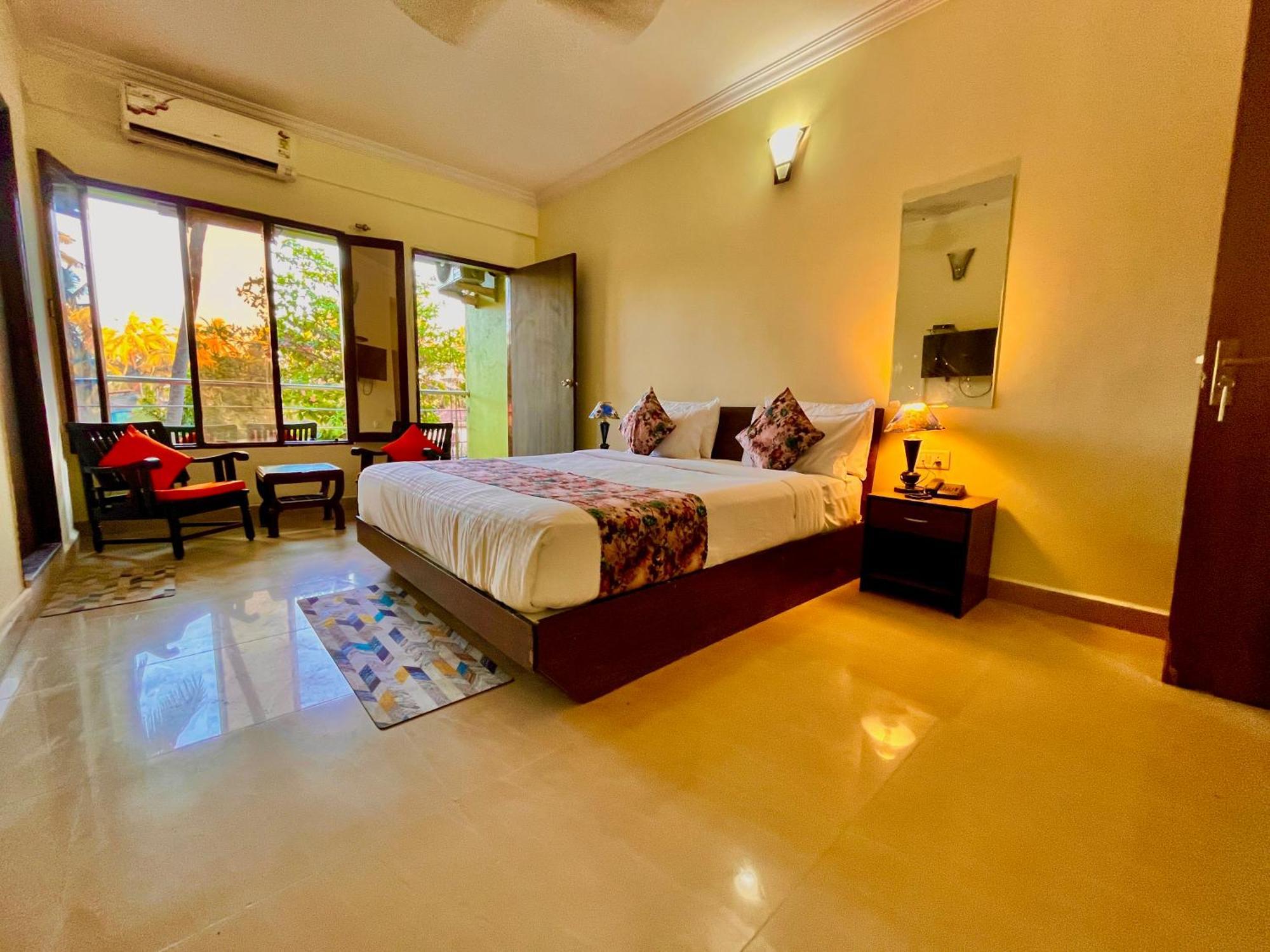 Summer Beach Resort, Goa - #Near Baga Beach #Swimming Pool #Garden #Bar #Lift #Premium Rooms #Property Of The Year #70565-84665 Калангуте Екстериор снимка