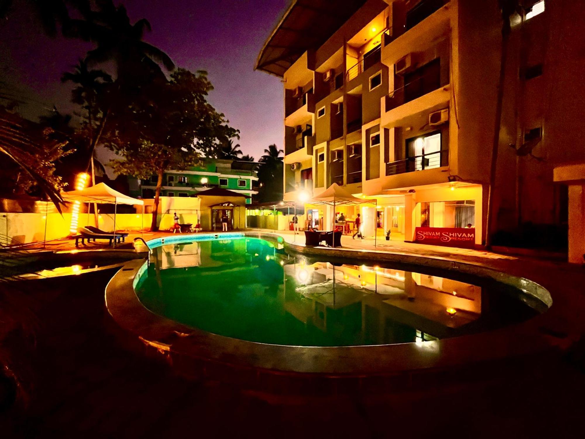 Summer Beach Resort, Goa - #Near Baga Beach #Swimming Pool #Garden #Bar #Lift #Premium Rooms #Property Of The Year #70565-84665 Калангуте Екстериор снимка