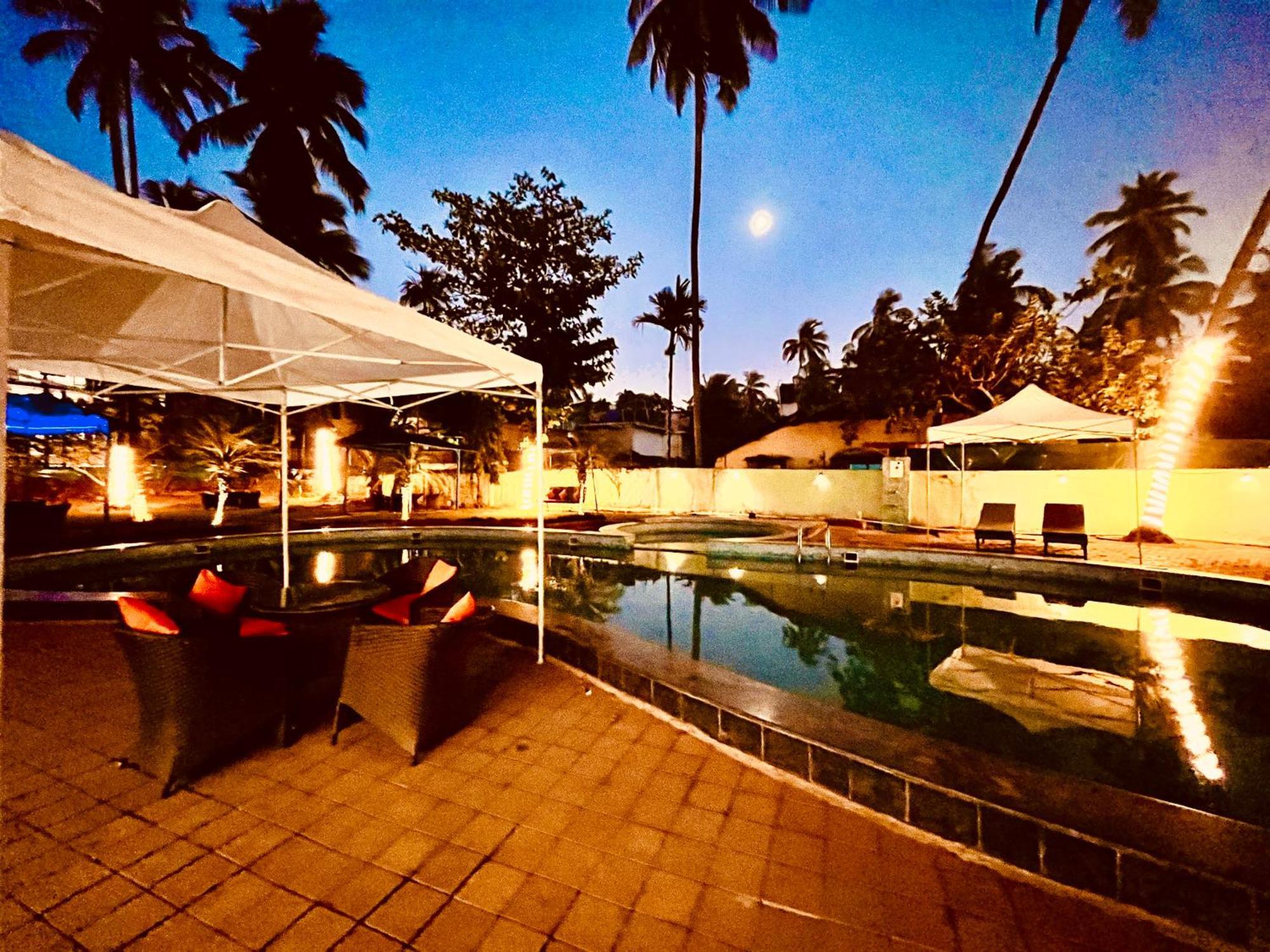 Summer Beach Resort, Goa - #Near Baga Beach #Swimming Pool #Garden #Bar #Lift #Premium Rooms #Property Of The Year #70565-84665 Калангуте Екстериор снимка