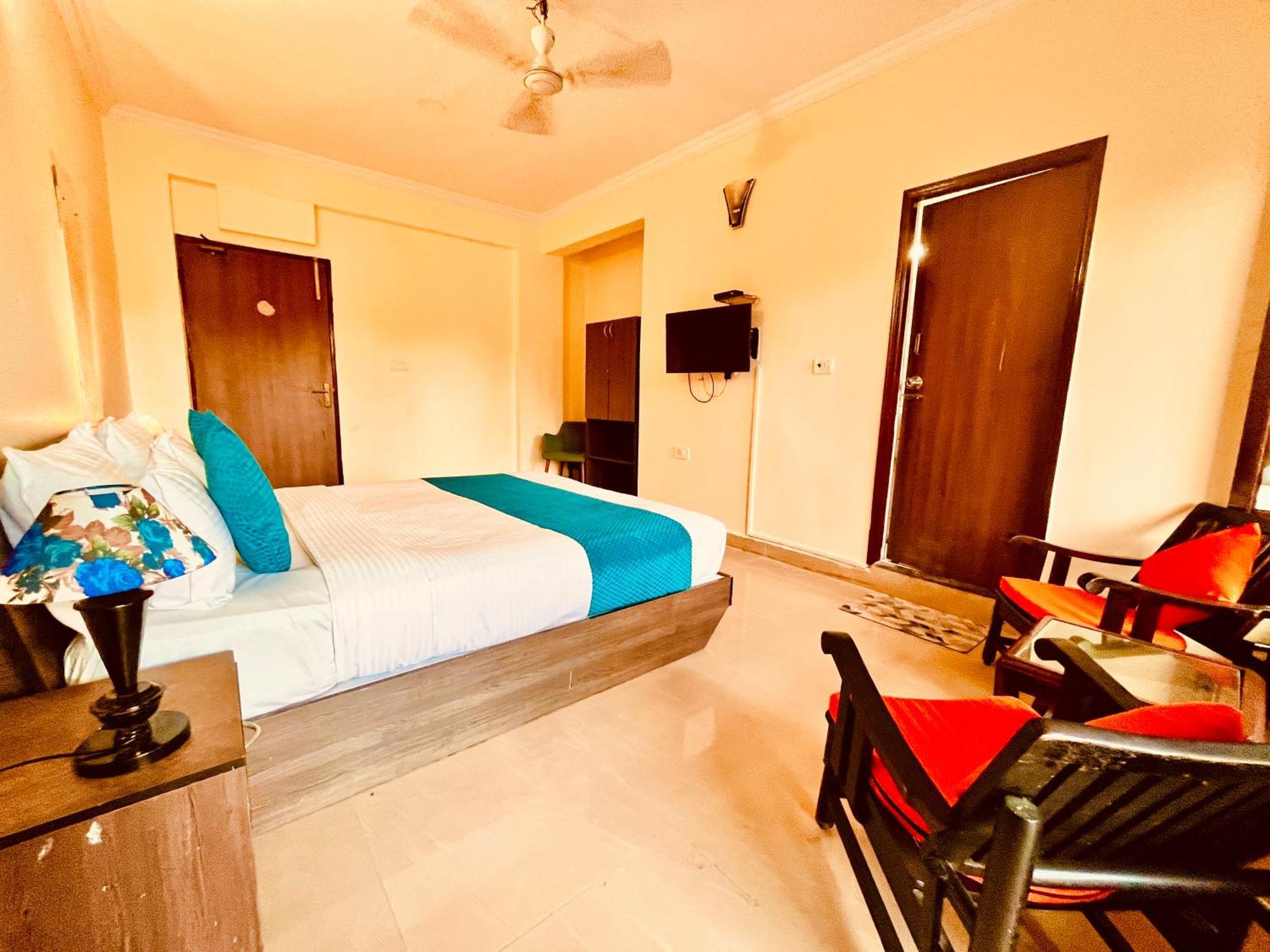 Summer Beach Resort, Goa - #Near Baga Beach #Swimming Pool #Garden #Bar #Lift #Premium Rooms #Property Of The Year #70565-84665 Калангуте Екстериор снимка